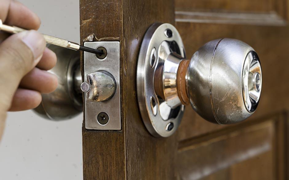 ouverture de porte coincée Brie-Comte-Robert